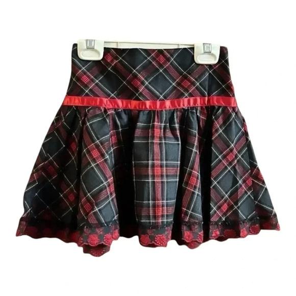 Red and Green Plaid Mini Skater Skirt - Picture 1 of 3